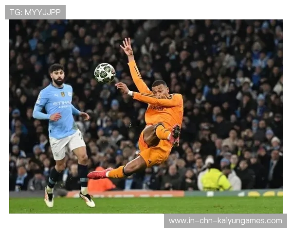 世界杯姆巴佩若淘汰赛遇上C罗，谁能夺走比赛节奏？